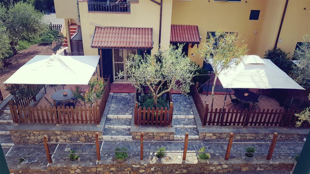 Salvia E Rosmarino - Affittacamere In Liguria Villanova d'Albenga Exteriör bild